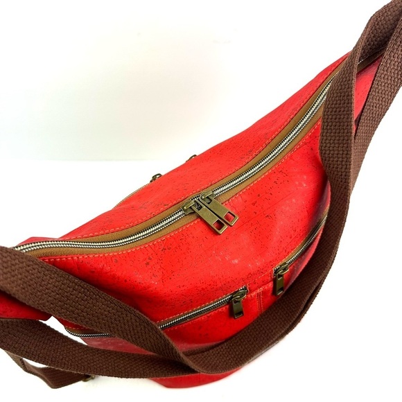 Sew Da Kine Handbag Cork Hawaiin Hobo Bag Bright Red Purse New - Picture 13 of 13